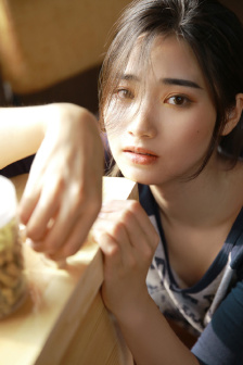 饭岛玖罗